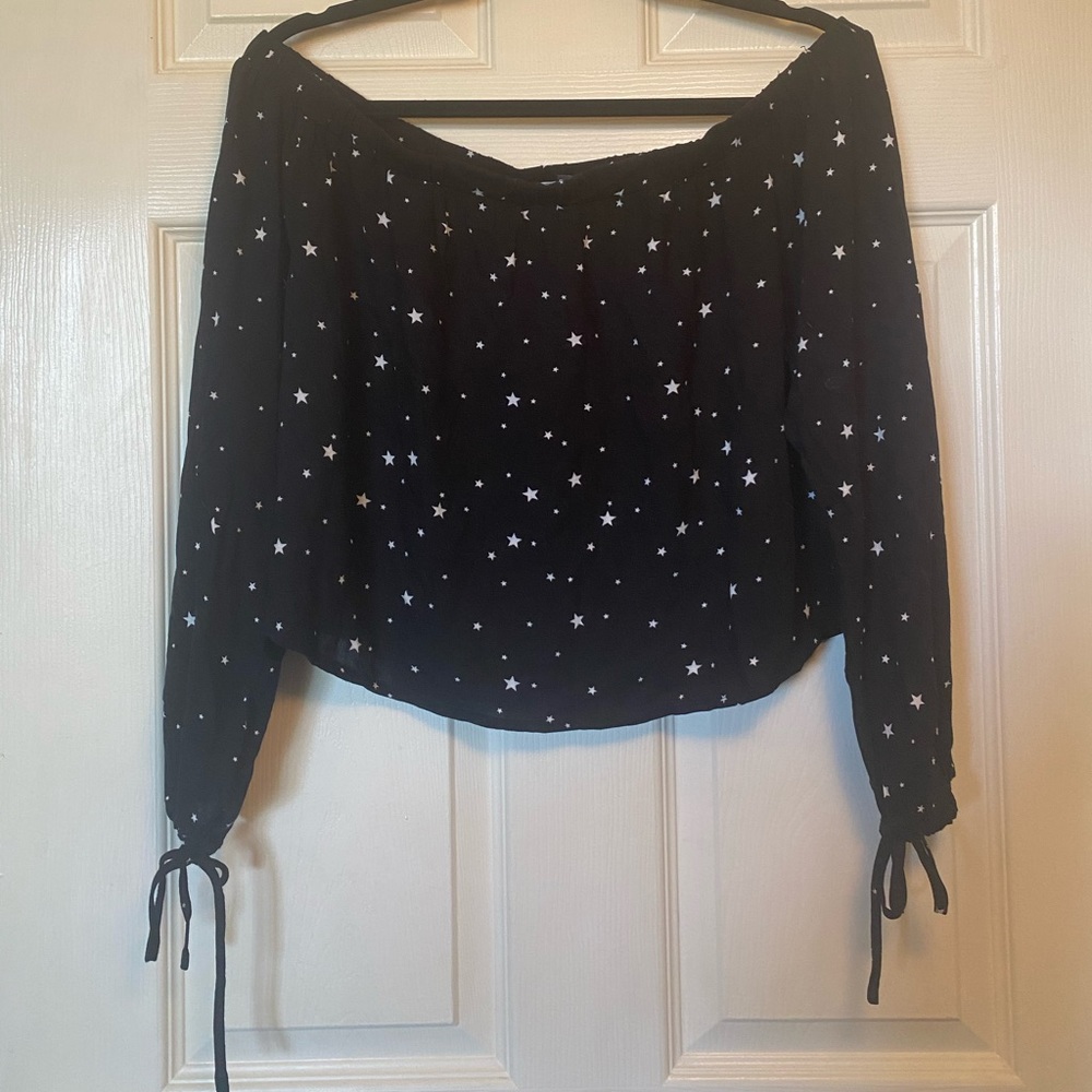 Off the Shoulder Long Sleeve Star Top